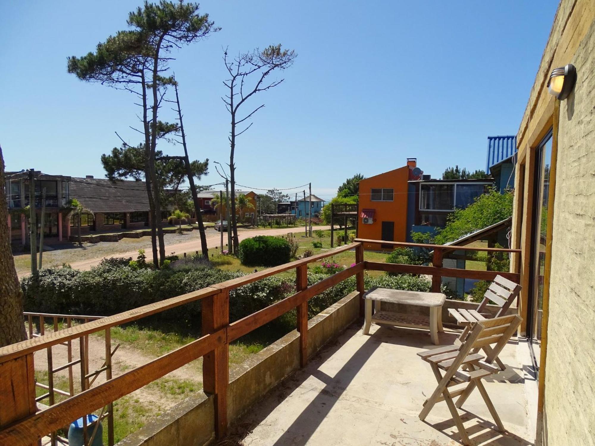 Casa Amarilla Con Jacuzzi Villa Punta Del Diablo Ngoại thất bức ảnh