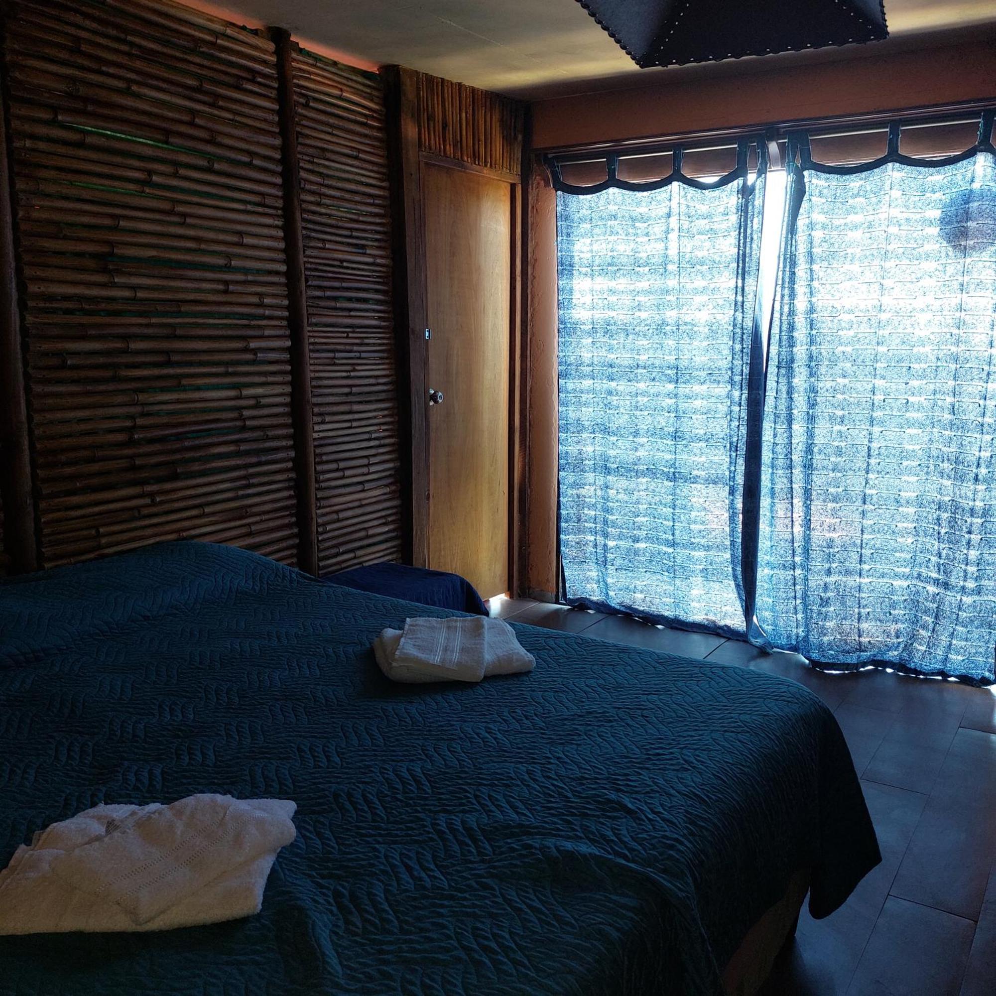 Casa Amarilla Con Jacuzzi Villa Punta Del Diablo Ngoại thất bức ảnh