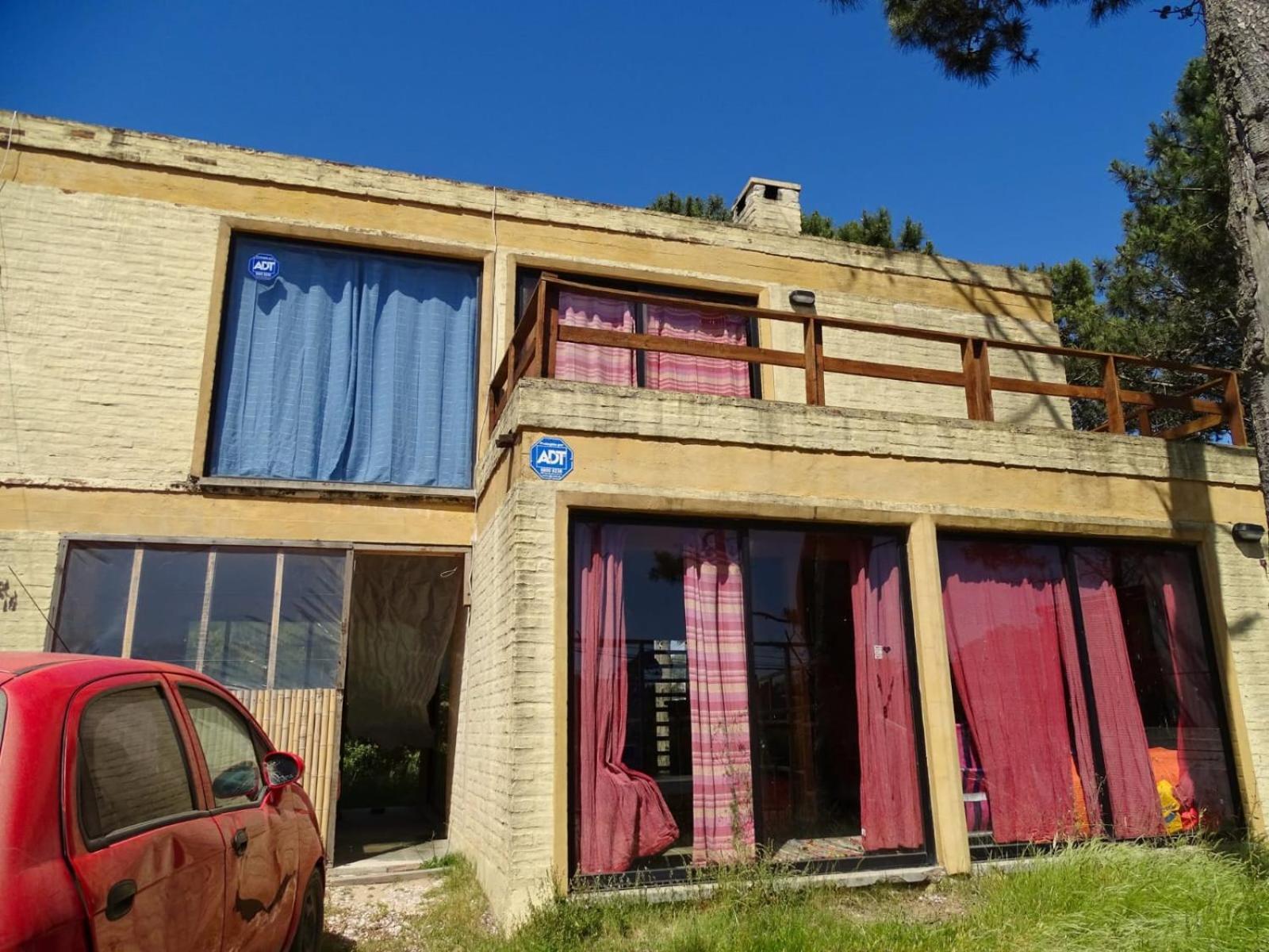 Casa Amarilla Con Jacuzzi Villa Punta Del Diablo Ngoại thất bức ảnh