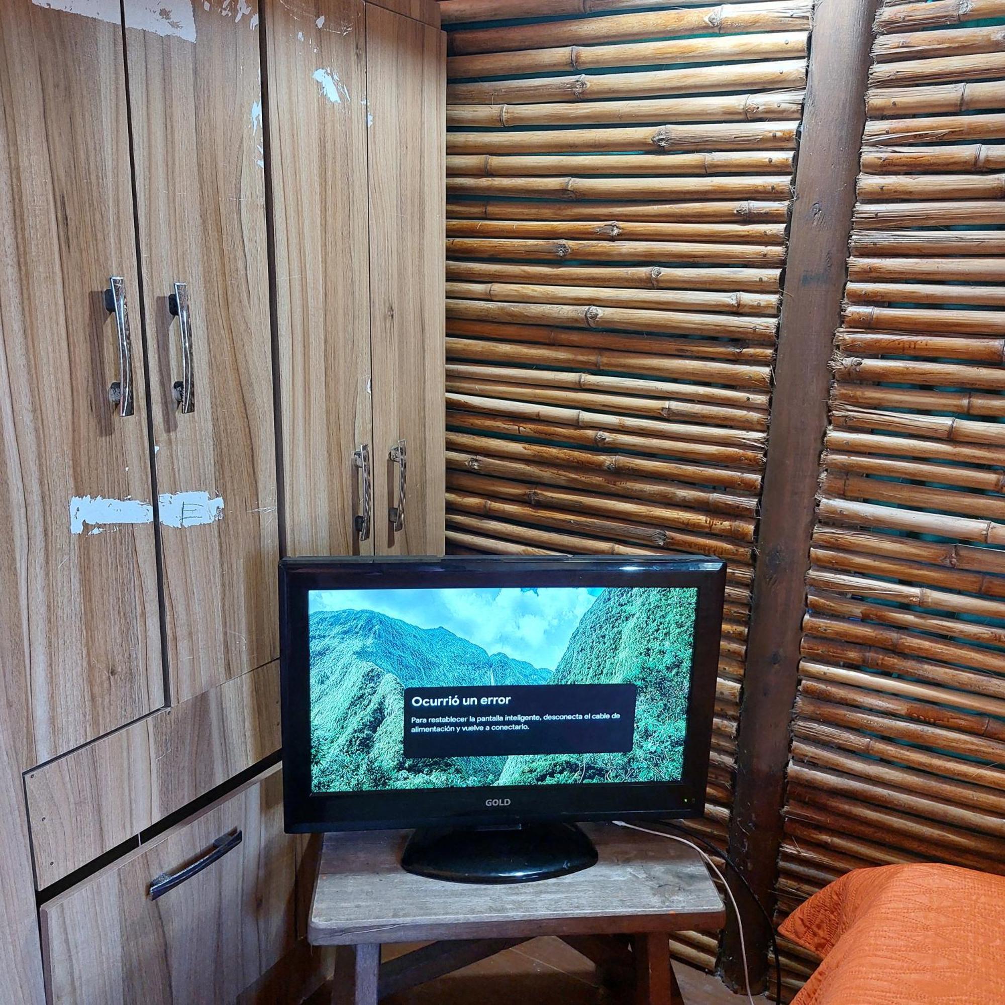 Casa Amarilla Con Jacuzzi Villa Punta Del Diablo Ngoại thất bức ảnh
